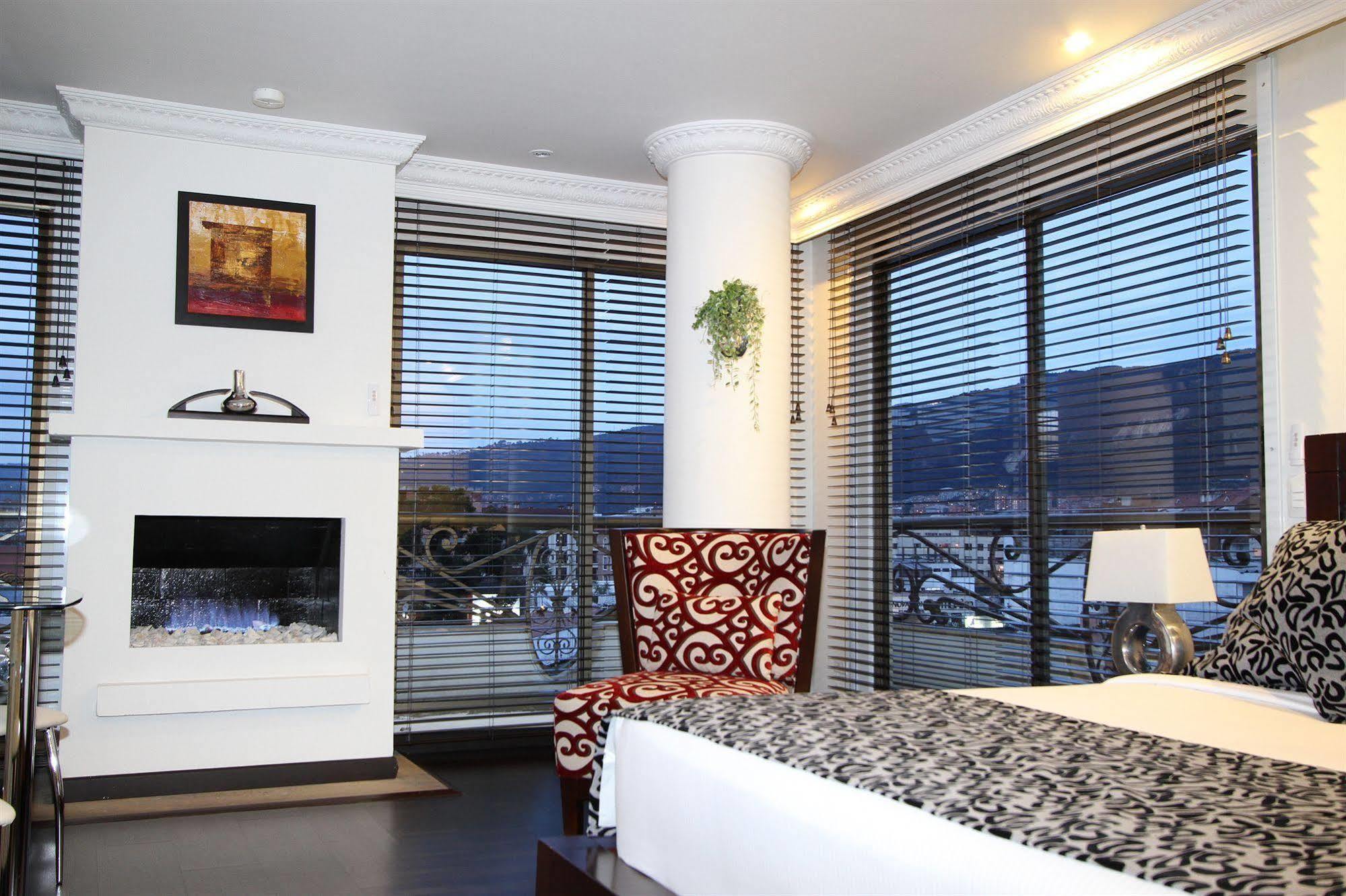 בוגוטה Hotel Suites 108 מראה חיצוני תמונה